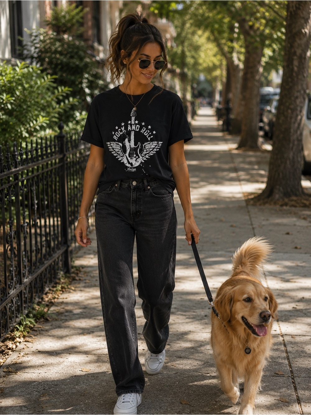 Tres Bien Black Graphic Short Sleeve Tee